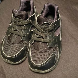 Kids size 7c barley used